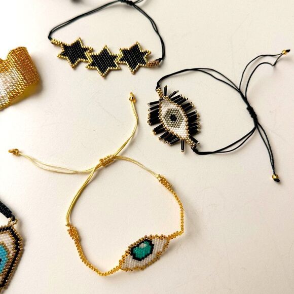 Set of 5 Miuyki Bracelets Embellished by Wellth Spirit - Picture 3 of 6